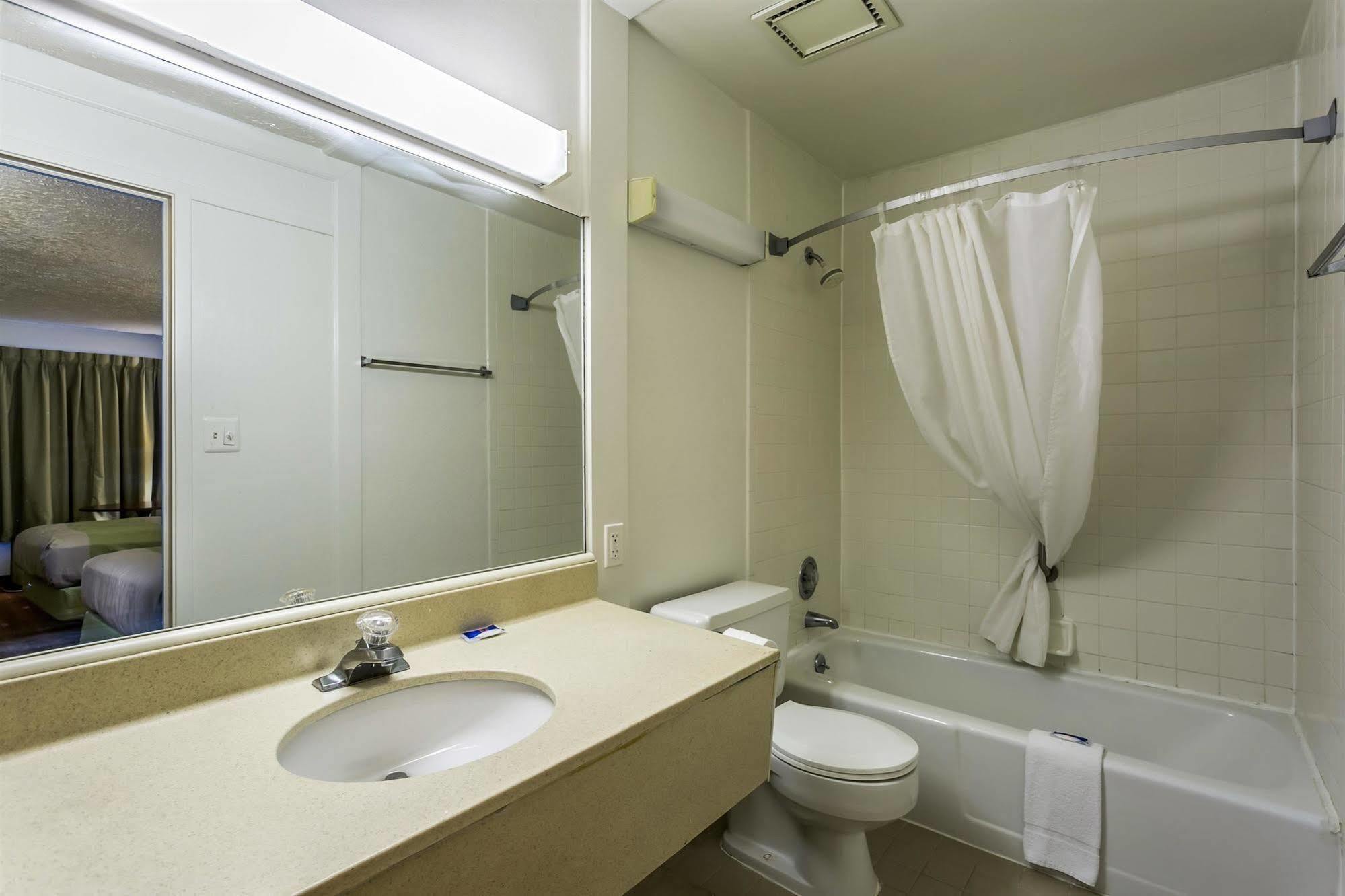 Americas Best Value Inn Edgewood, Md Exterior photo